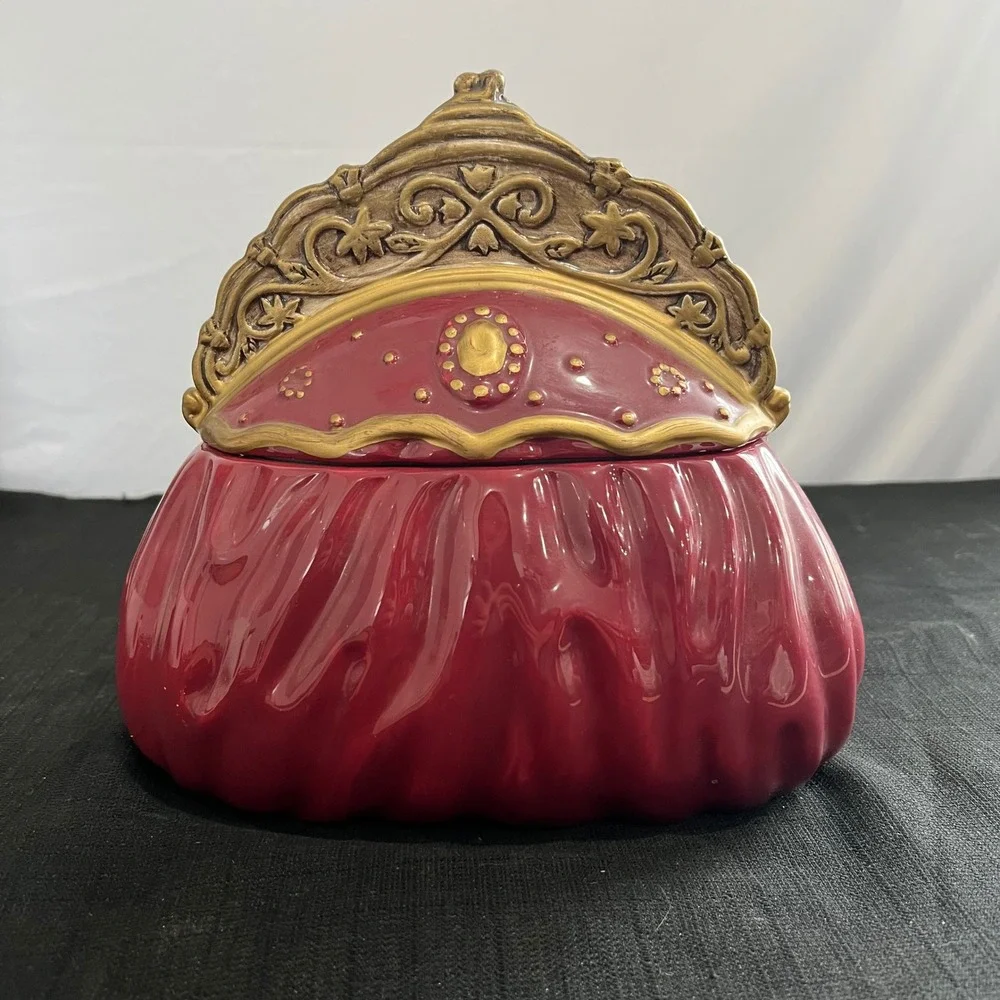 International Bazaar Red Gold Purse Cookie Jar Ceramic‎ Handbag Canister